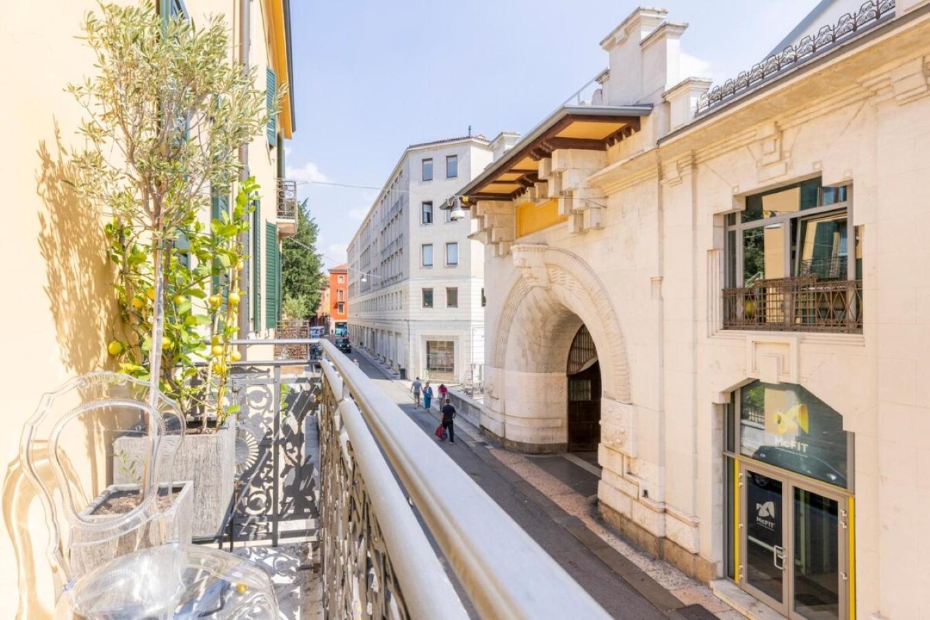 Manin Grand House Leilighet Verona Eksteriør bilde
